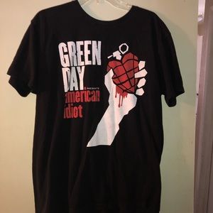 Green Day shirt